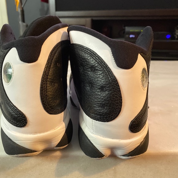 Jordan’s men size 8.5 - Picture 1 of 5